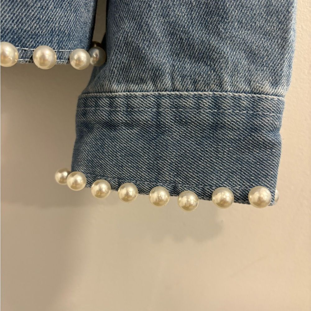 Elegant Pearl Embellished Denim Classic Jacket - Picture 3 of 15
